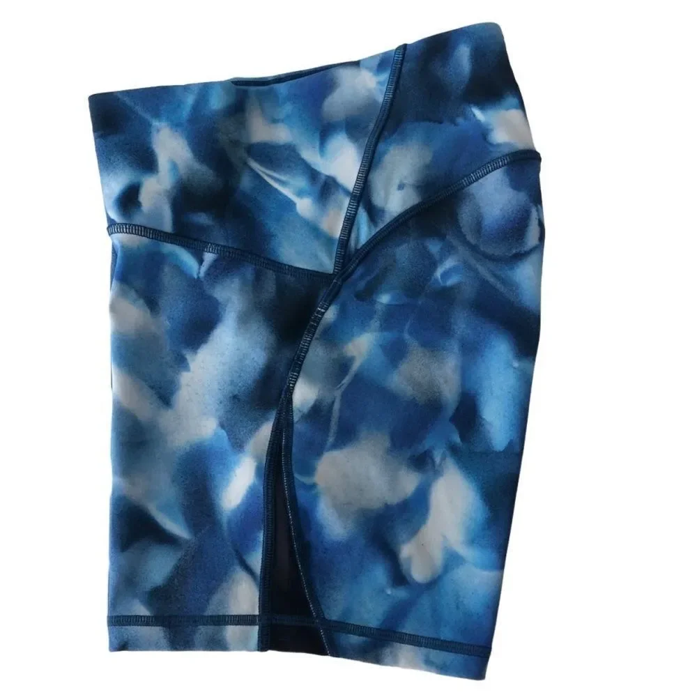 Lululemon Train Times Short 6” Inseam Mini Blush Blossom Alpine White Blue Sz 8